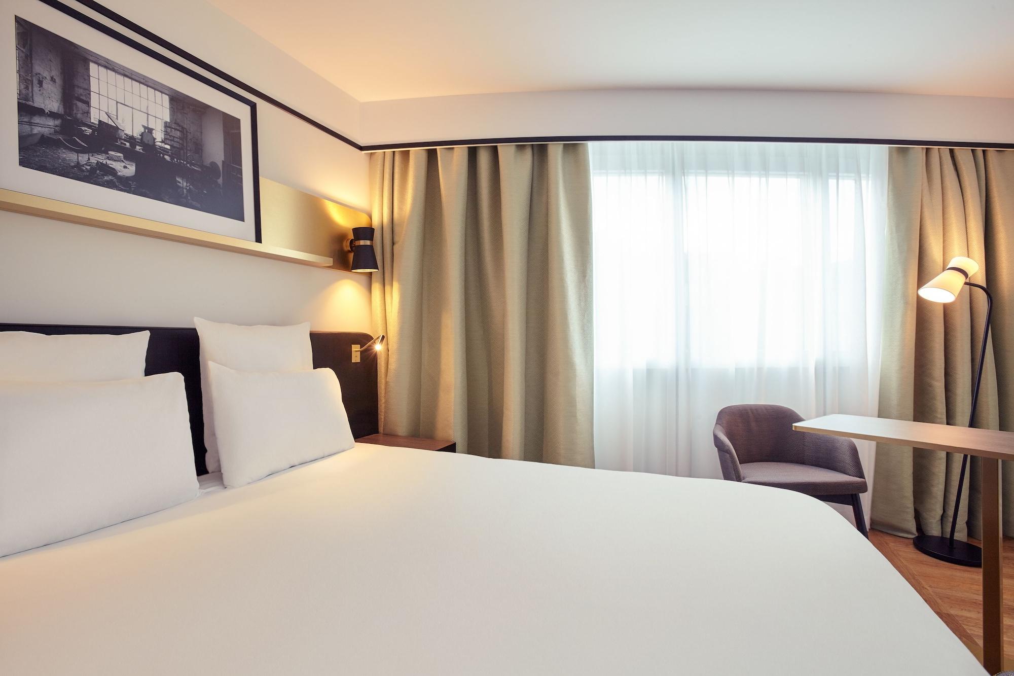 Mercure Paris Saint-Ouen Kültér fotó