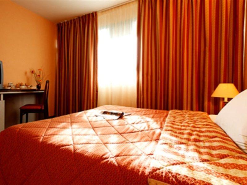 Mercure Paris Saint-Ouen Kültér fotó